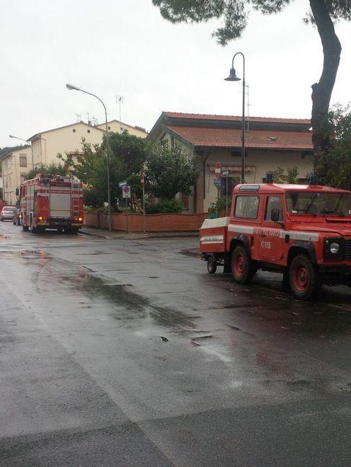 Allagamenti e disagi per i temporali 