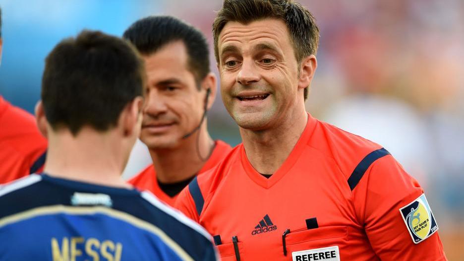 La visita speciale a casa di Andrea C’è l’arbitro “mondiale” Rizzoli