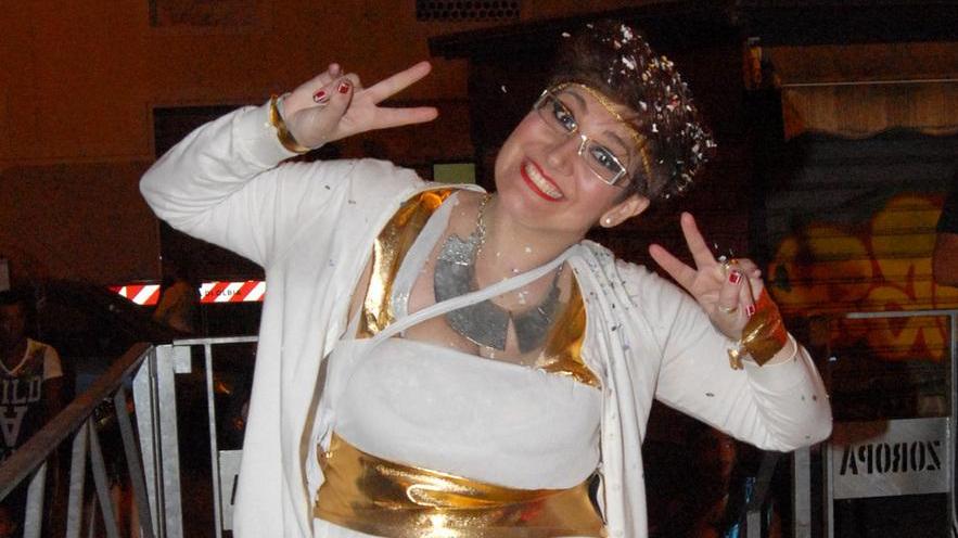 Carnevale estivo in porto tra mille difficoltà