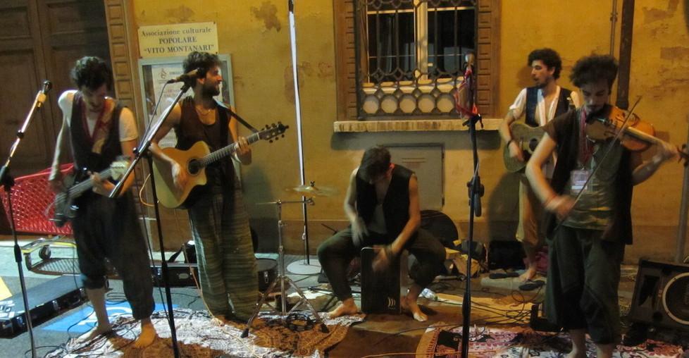 Adesso i buskers conquistano anche la città di Lugo 