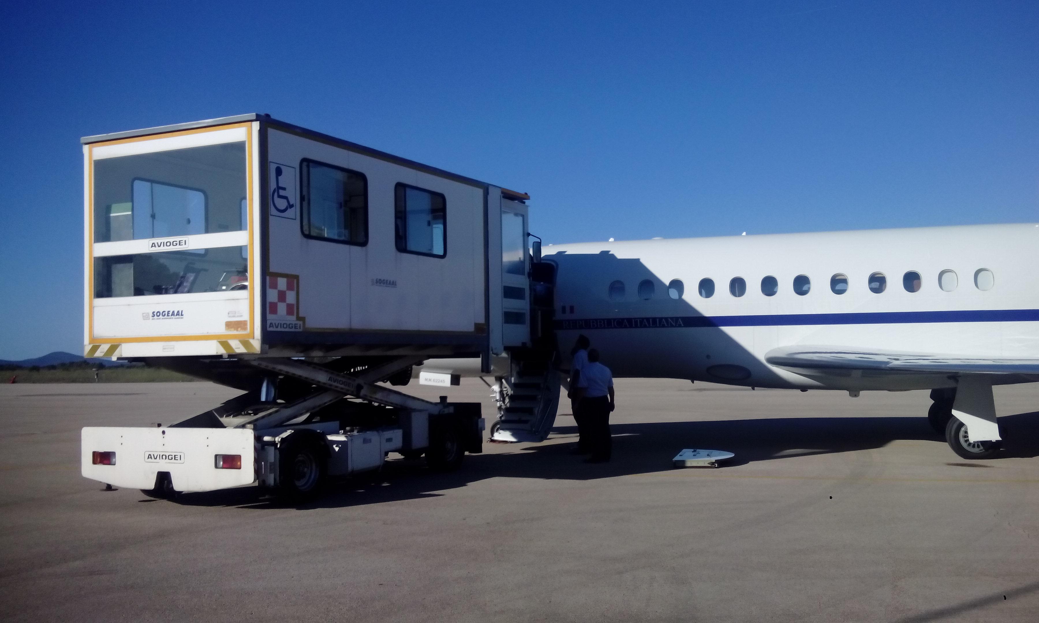 Il trasporto del giovane turista di Novara a bordo del Falcon 900