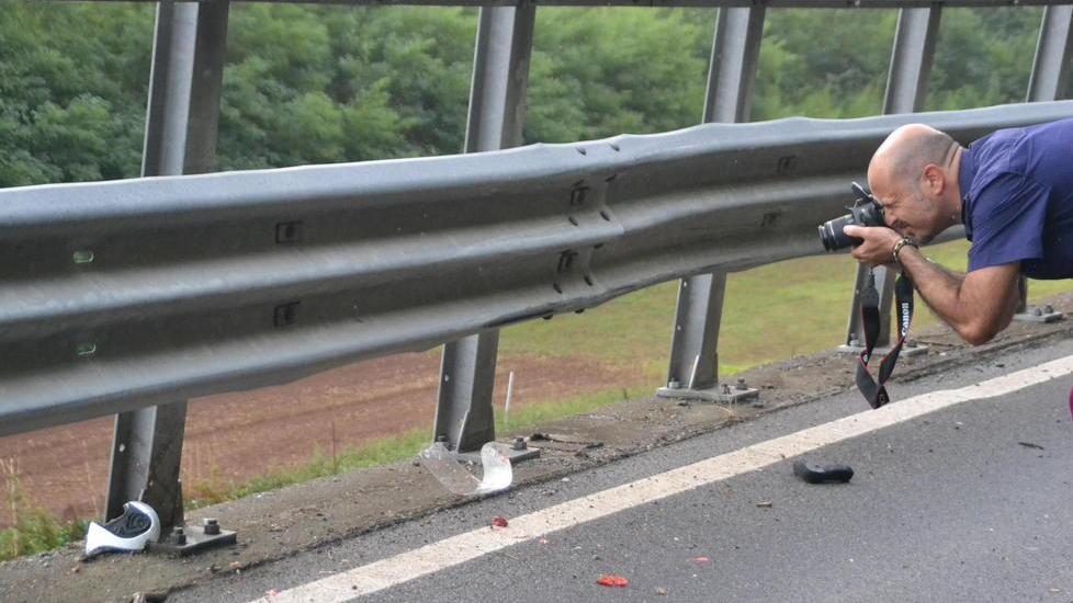 Una strada, tanti incidenti «Ma quel tratto è sicuro»
