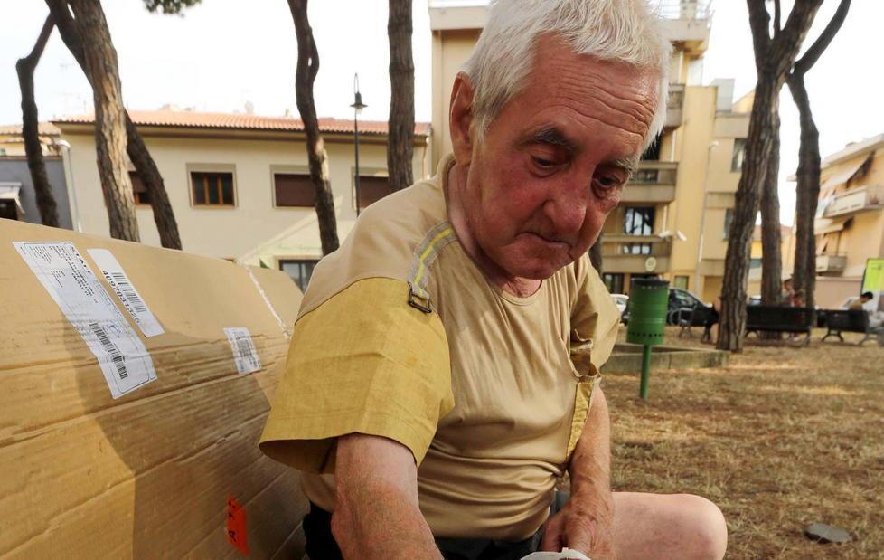 Senzatetto da Empoli a Massa nella casa occupata da Forza Nuova