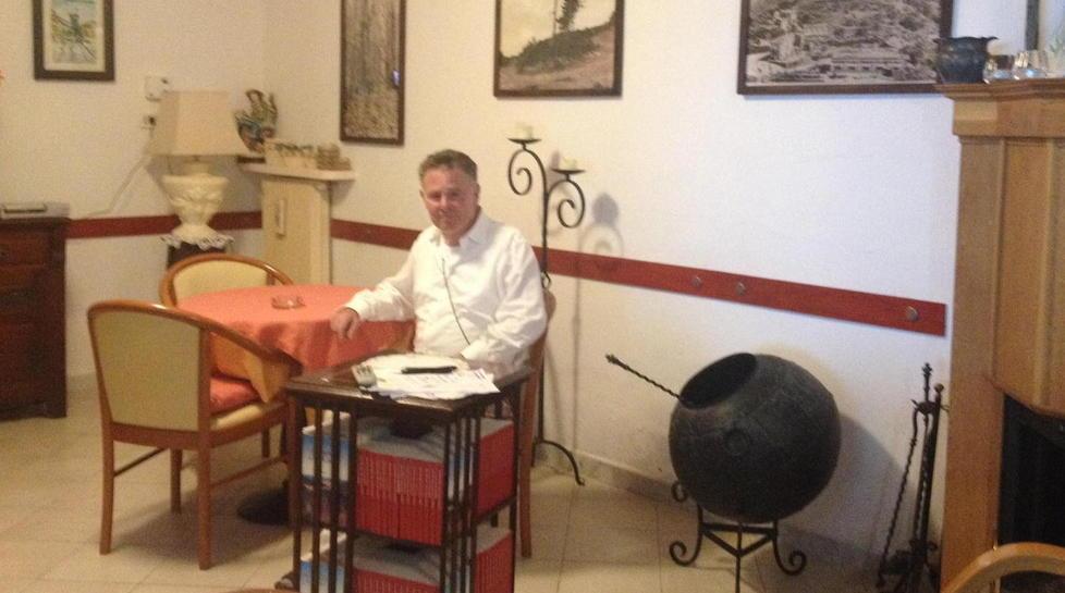 «Pochi clienti nell’albergo ma rimango a San Carlo» 
