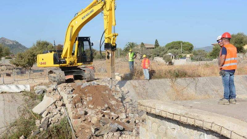Con il ponte va via la luce, Isticcadeddu resta al buio