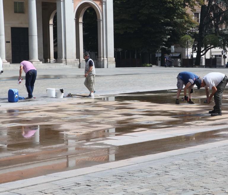 È di nuovo ko la grande fontana del Valli 