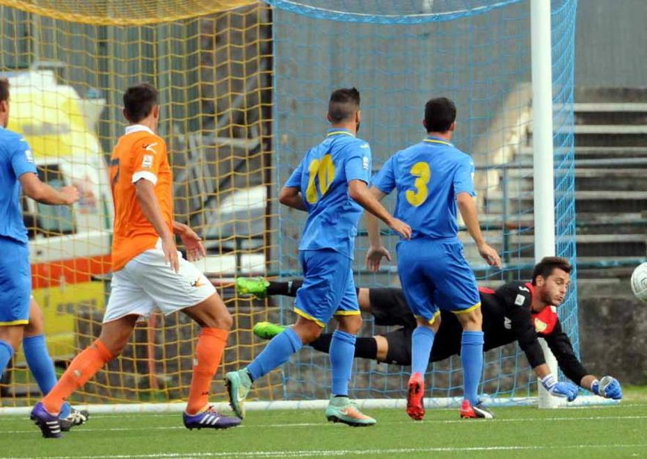Carrarese al galoppo con la volonterosa Entella Primavera 