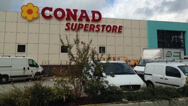 Conad, riapertura dopo un mese di lavori