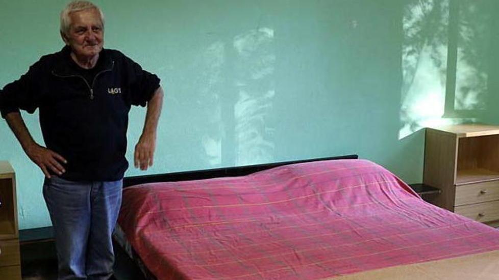 Letto, bagno e fornelli in Trincea