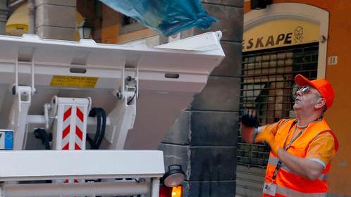 Il “porta a porta” nelle frazioni