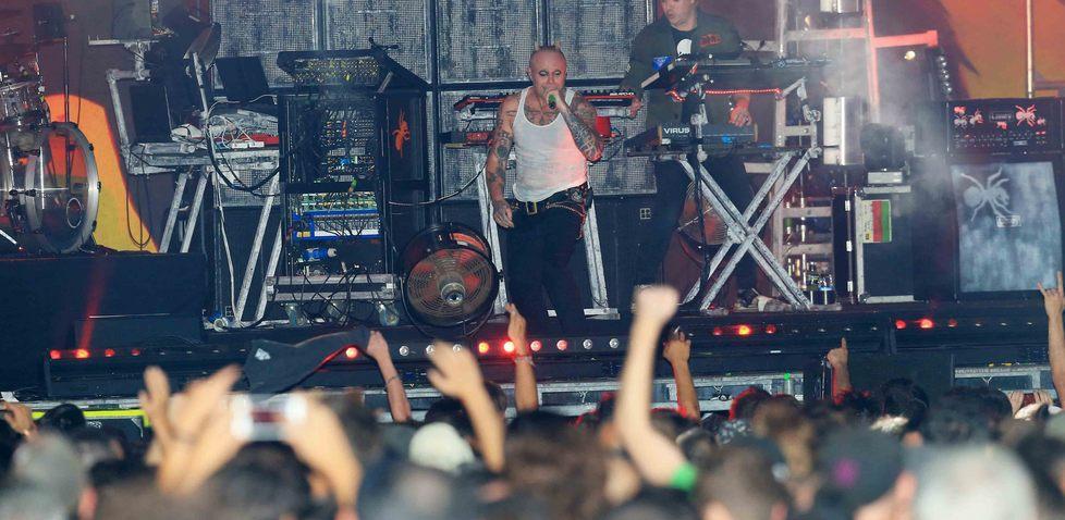 Spaccia droghe sintetiche al concerto dei Prodigy 