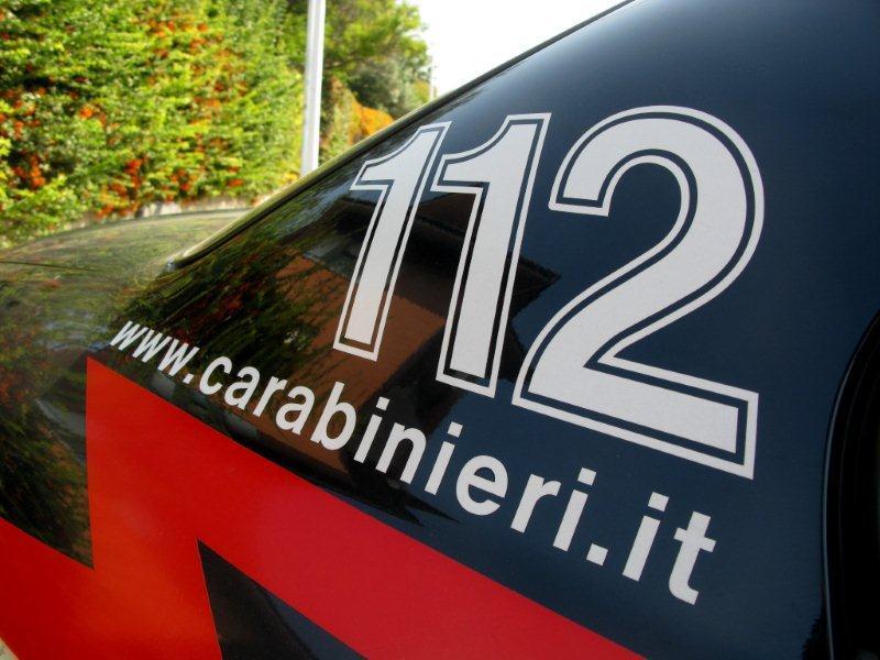 Un'auto dei carabinieri