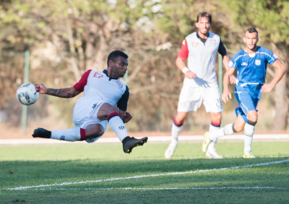 Il Cagliari batte l'Olbia nell'ultima amichevole prima dell'inizio del campionato