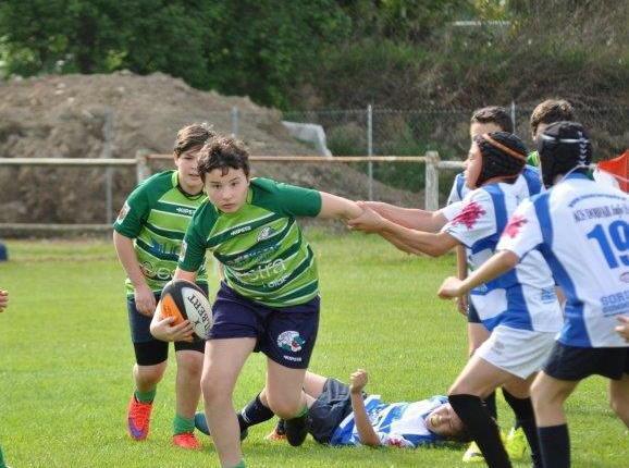 Il rugby scalda i motori con i baby del Gispi 