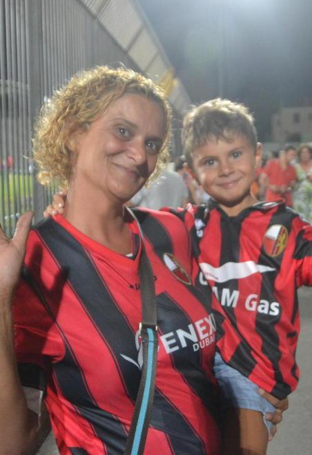 Una passione senza età scalda i cuori di 700 tifosi 