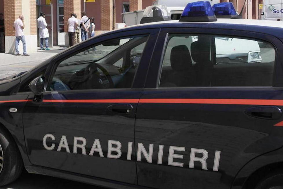 Accoltella il marito durante una lite