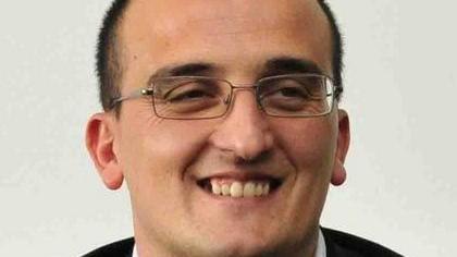 Nuovo ribaltone, i quattro restano fuori