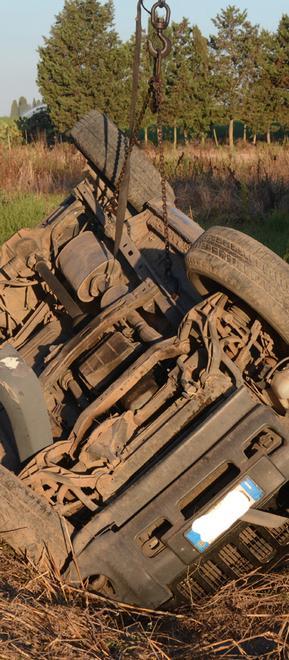 Un 63enne ferito nel suv ribaltato 