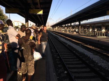 Rissa a bordo del treno degli ambulanti