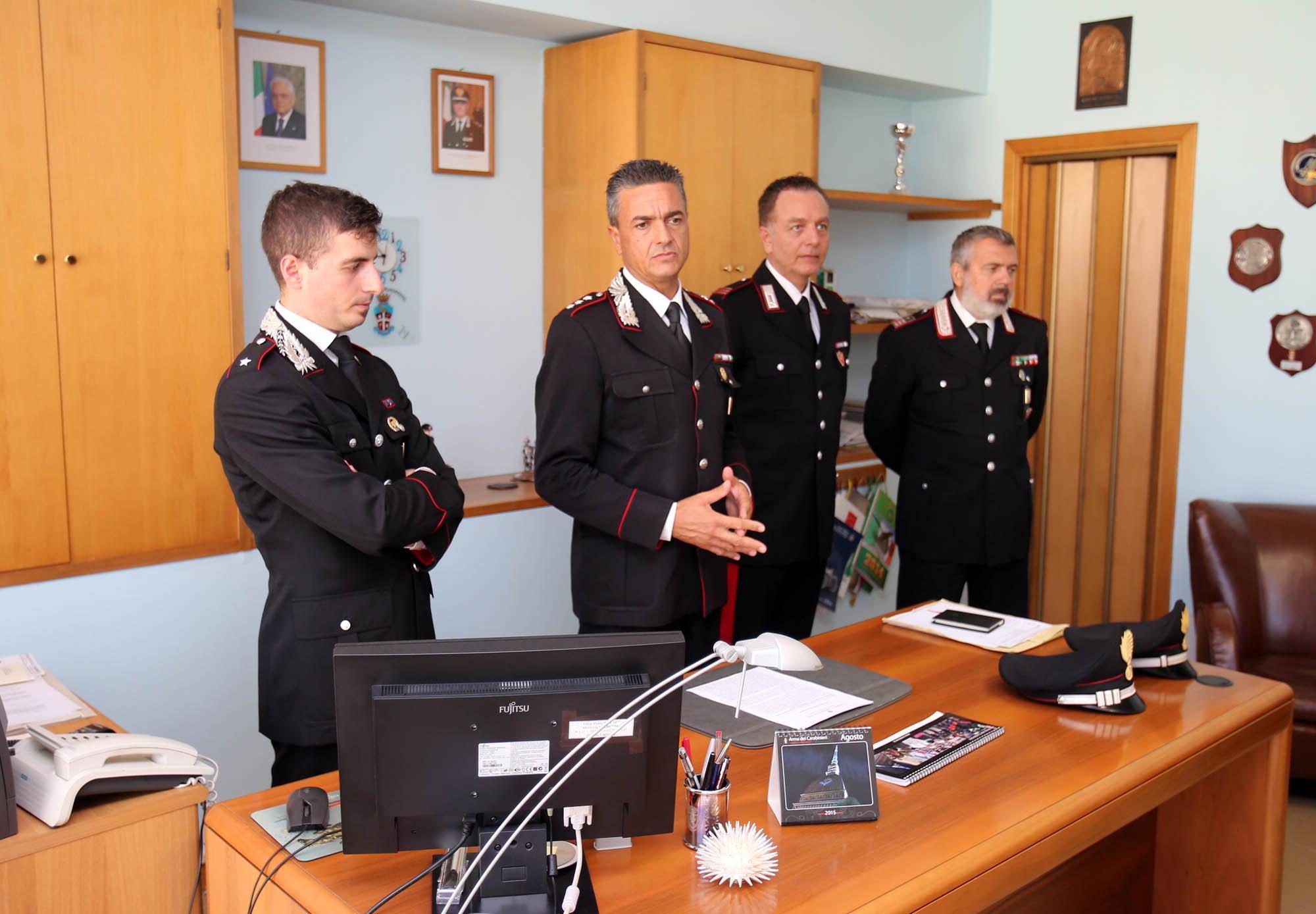 La conferenza stampa dei carabinieri in cui sono state ricostruite le ultime notti violente (foto Nucci)