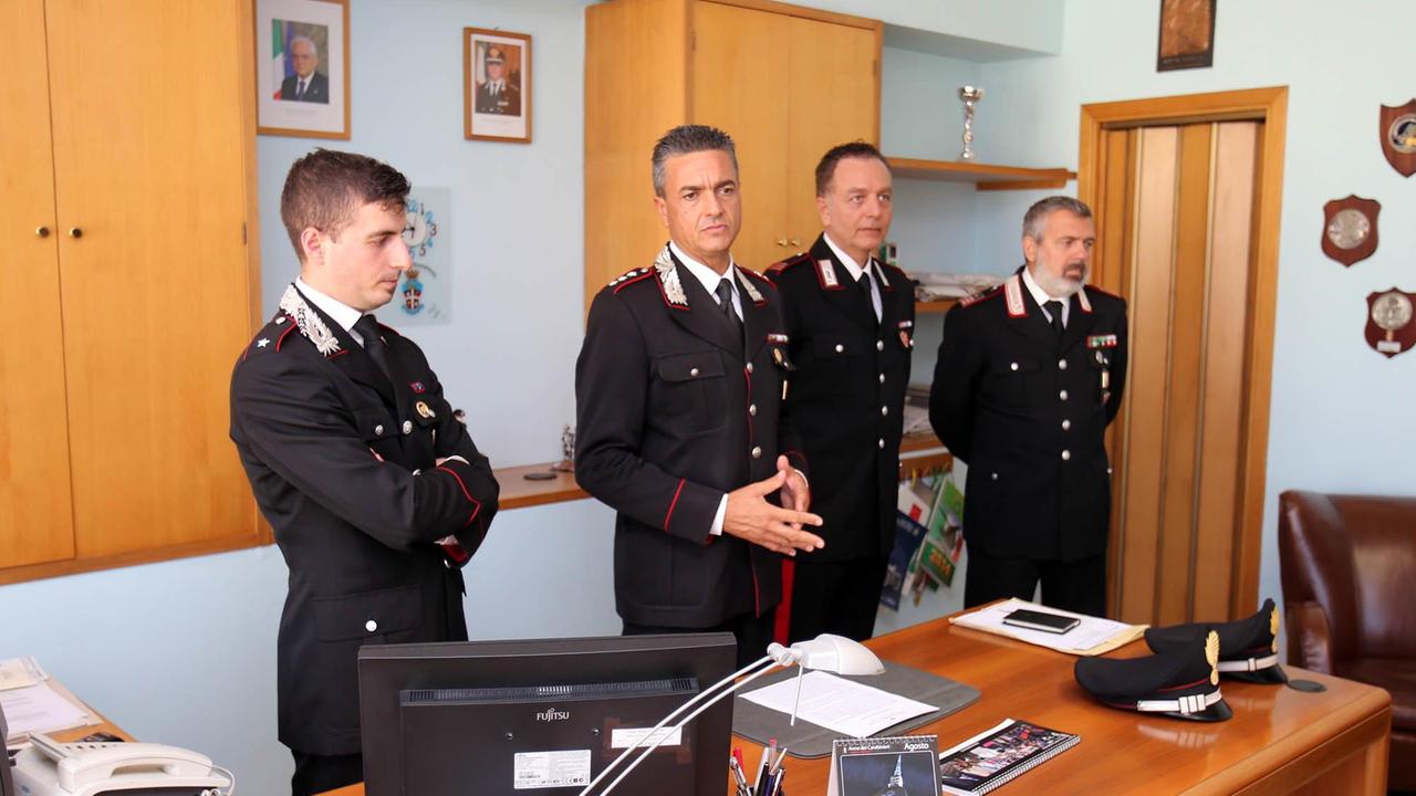 La conferenza stampa dei carabinieri in cui sono state ricostruite le ultime notti violente (foto Nucci)