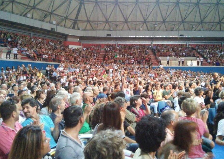 In 3.500 al Palaterme per Budda 