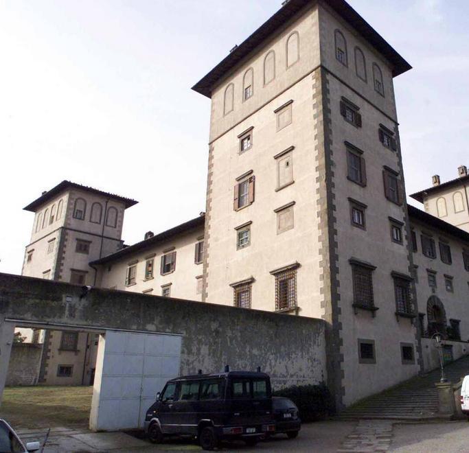 L’allarme della Uil: «Rischio crolli nella Villa Medicea»