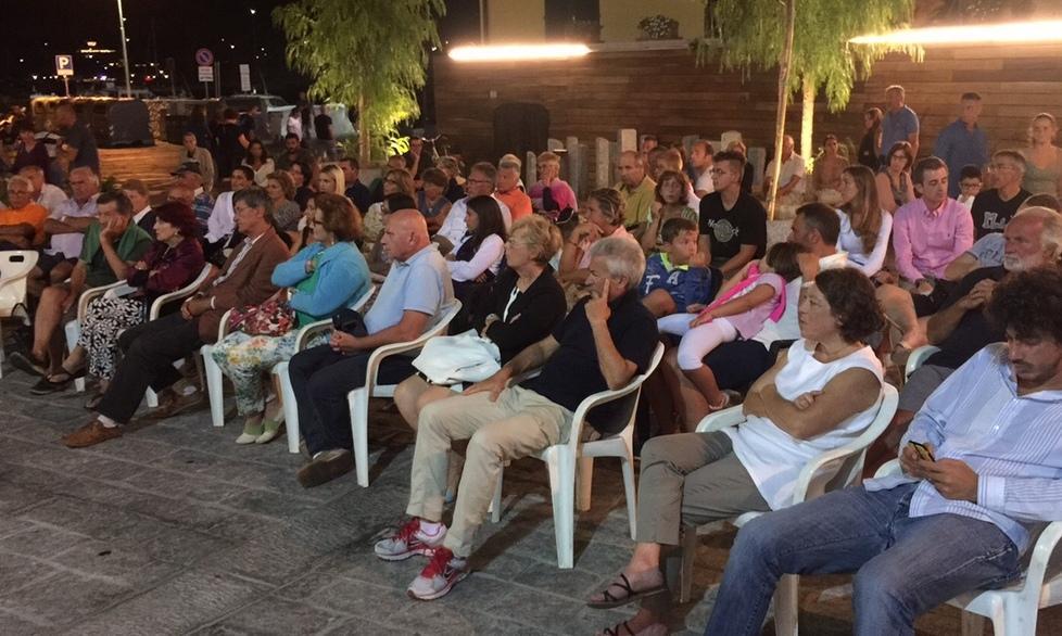 In tanti alla presentazione del libro