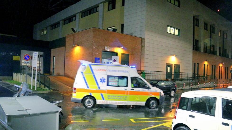 Sta meglio la ragazza volata dalla finestra