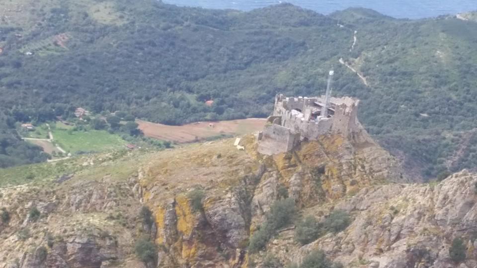 Lavori al castello del Volterraio