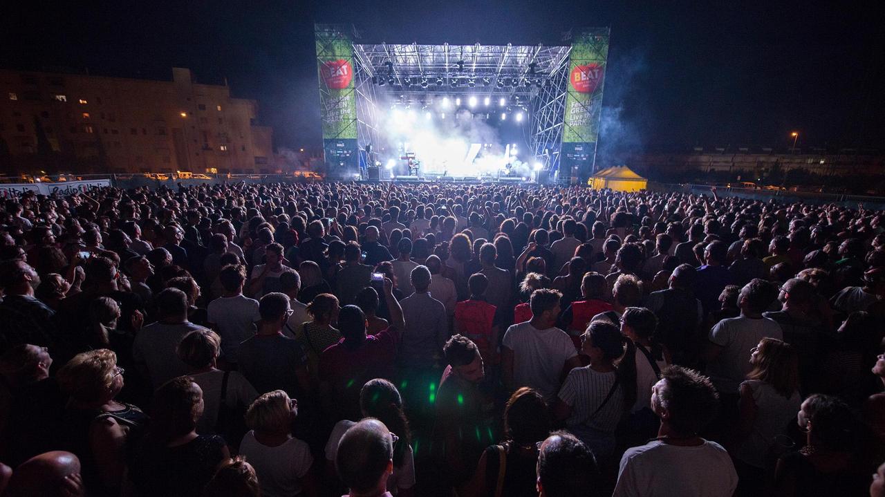In migliaia al parco di Serravalle per il concerto dei Subsonica