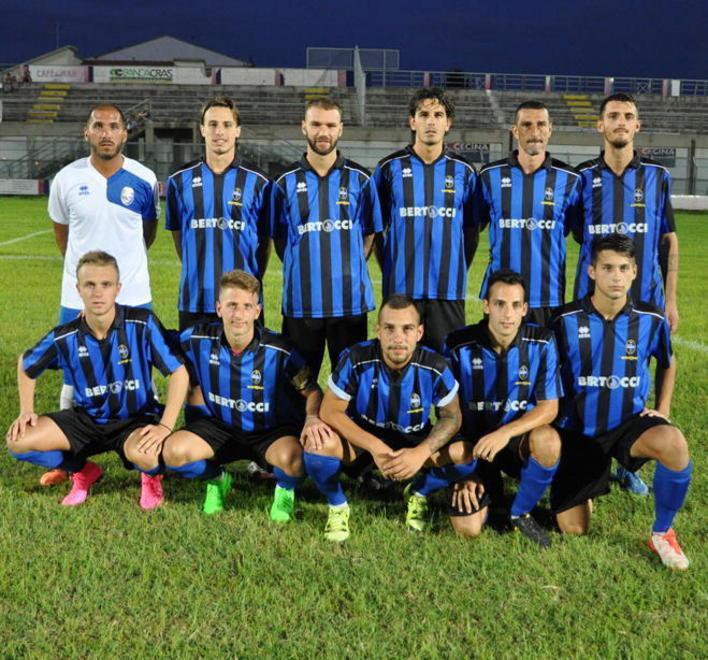 Il nuovo Piombino in campo per la prima di Coppa Italia