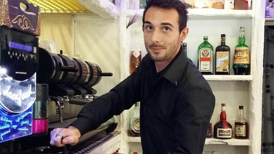 Dal portafogli (con 5mila euro) restituito al bar a fuoco