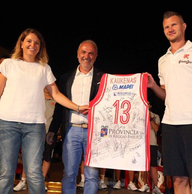 Grissin Bon, Kaukenas al debutto da capitano 