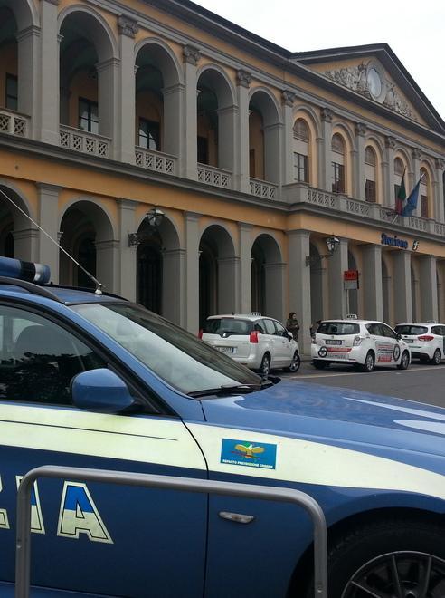 La zona di piazza Ricasoli è terra di nessuno 