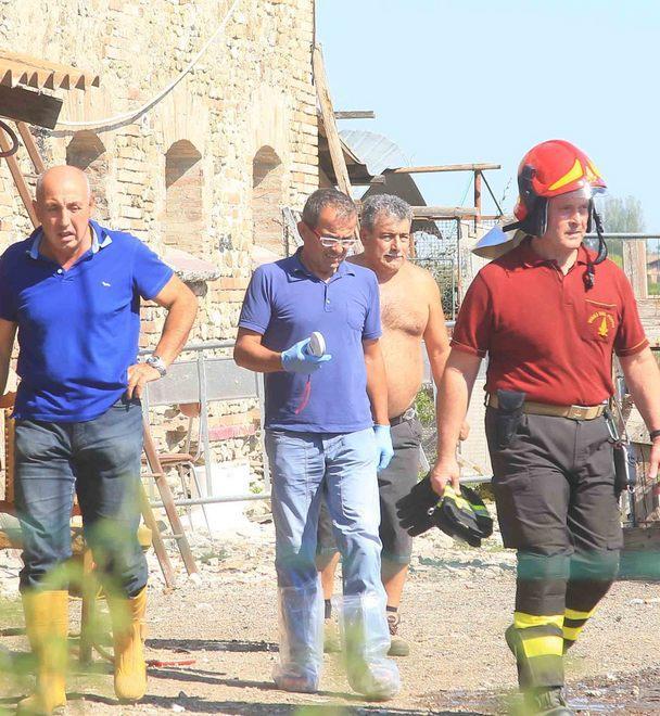 Box in fiamme, muoiono tre cavalli 