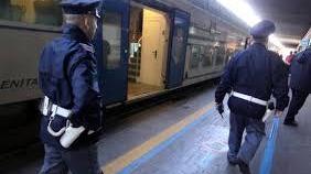 Poliza sui treni, e ora gli ambulanti pagano il biglietto