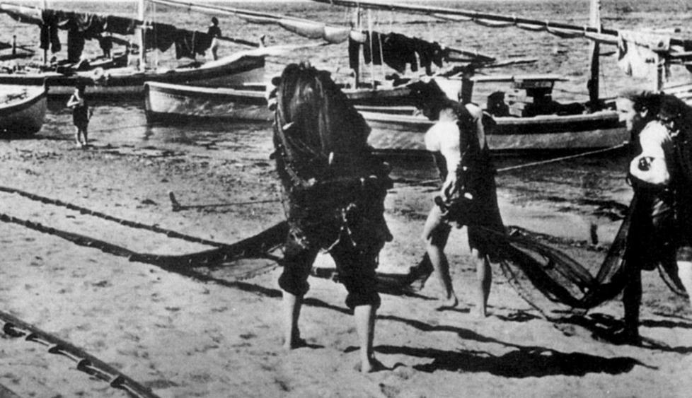 Sono i pescatori i grandi protagonisti di cento immagini