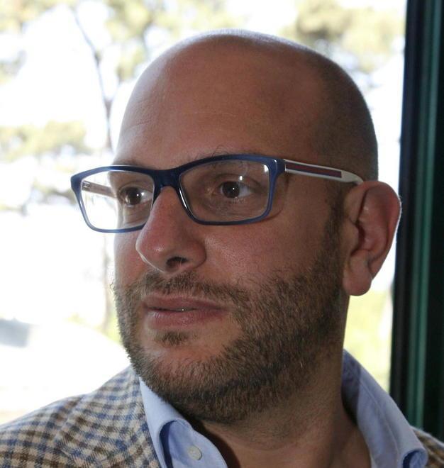 E un bagnino finisce nei guai per otto piantine 