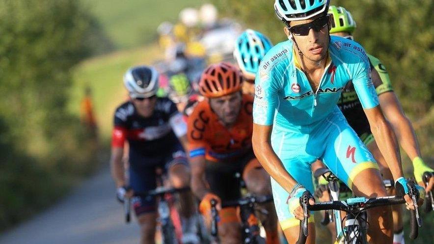 Vuelta: grande sfida Aru-Froome sui Pirenei