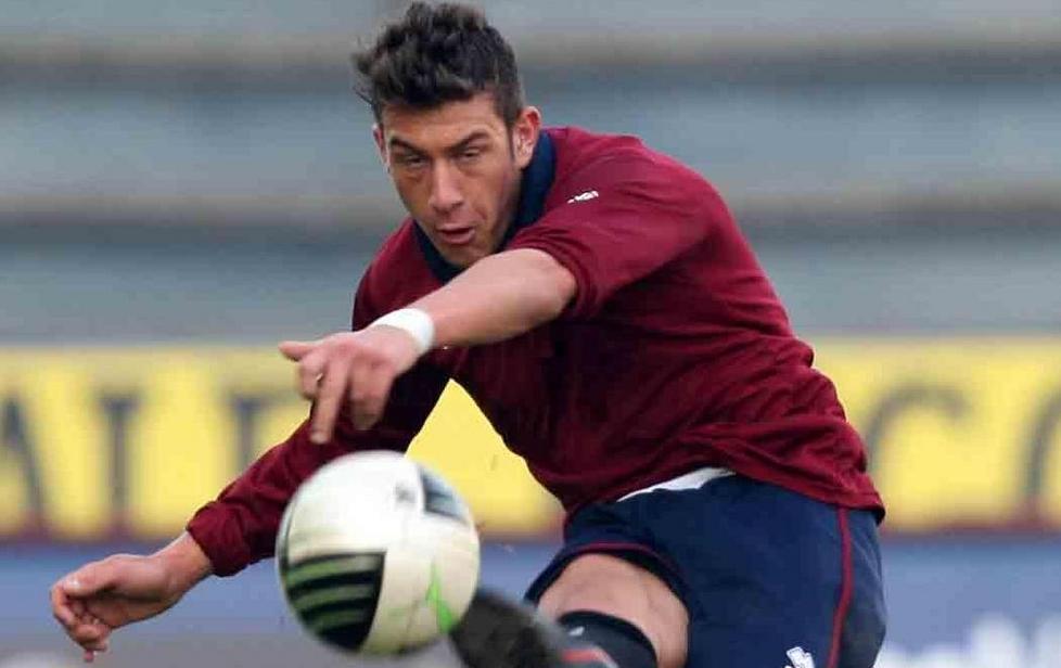 Bovi rescinde, oggi arriva un centrocampista 
