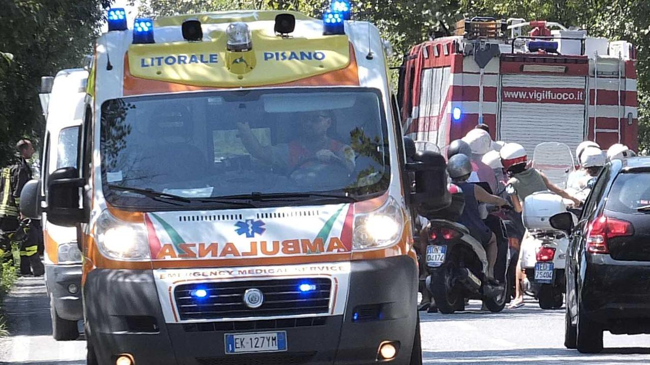 Tampona sull'Aurelia, in coma cinquantottenne di Vecchiano