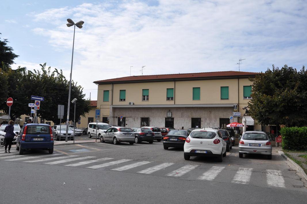 La stazione ferroviaria di Cecina 