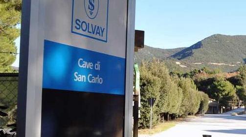 Stop alla cava della Solvay lo chiedono i Cinque Stelle