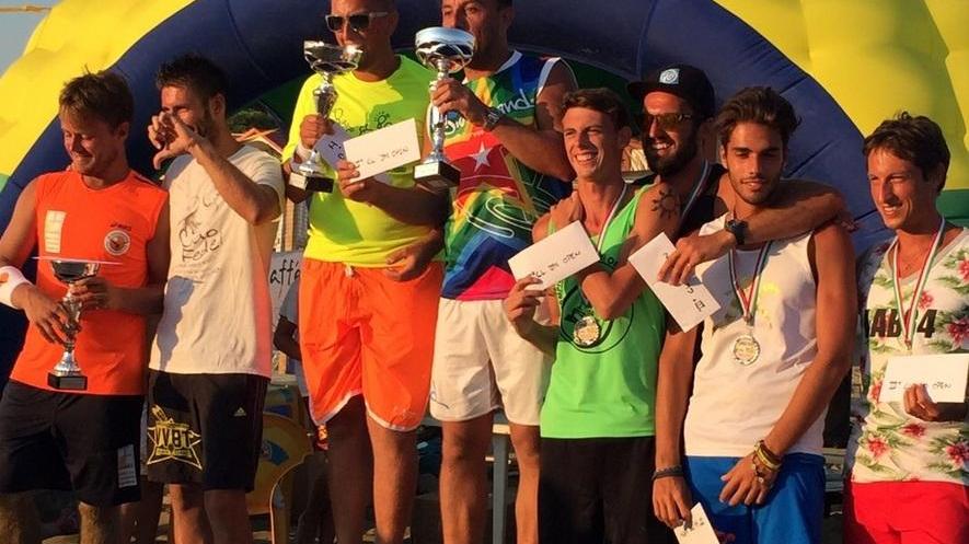 Bomber Rosatone trionfa nei regionali al bagno Faro