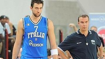 Per l’Italbasket gli auguri del ct Antonio Conte