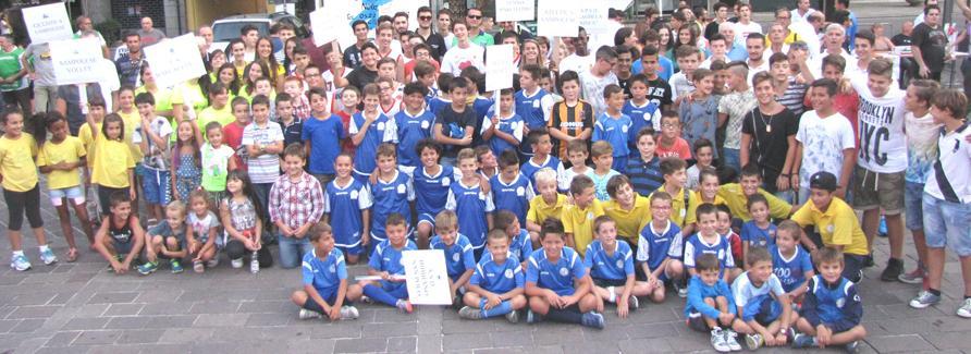 Pizzata benefica in piazza Comprati due defibrillatori