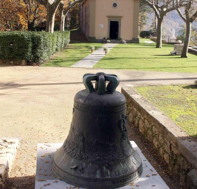 Domani sarà rimossa la Campana della Memoria