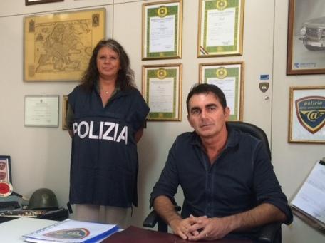 Vogliono fare le modelle Adescate sul web a 10 anni