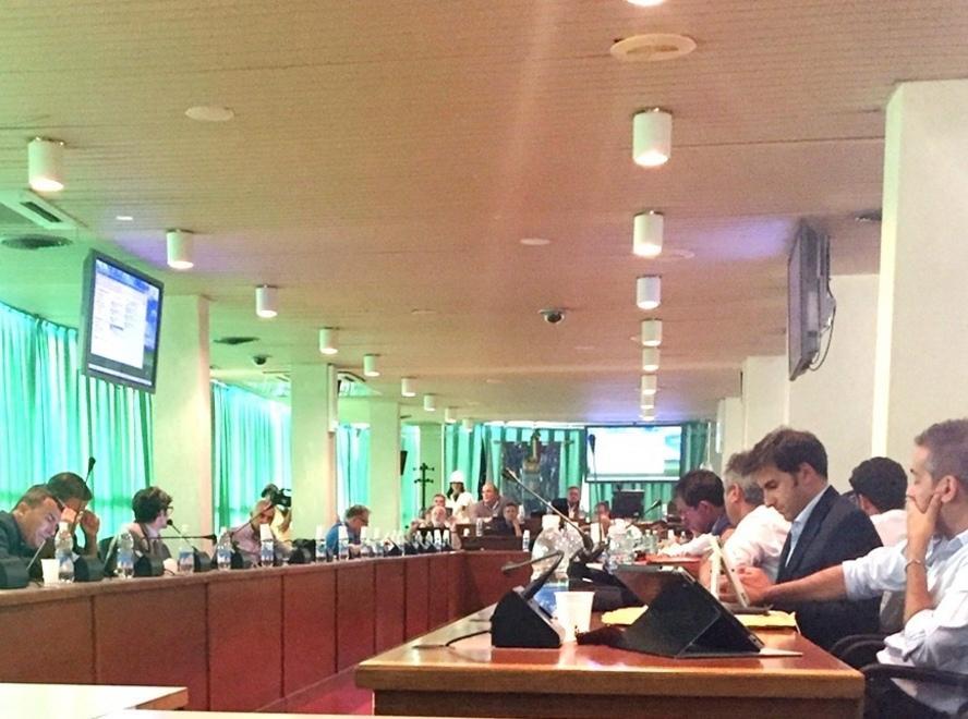 Bilancio, dopo il sì in aula scoppia la polemica 